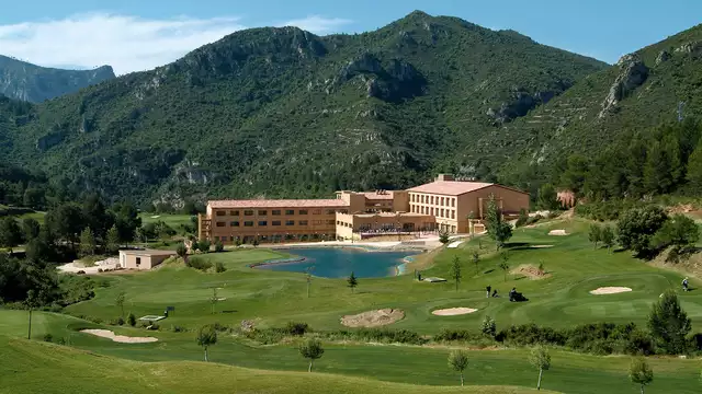 Escapade détente dans une Masia avec accès au spa, dîner et cava
