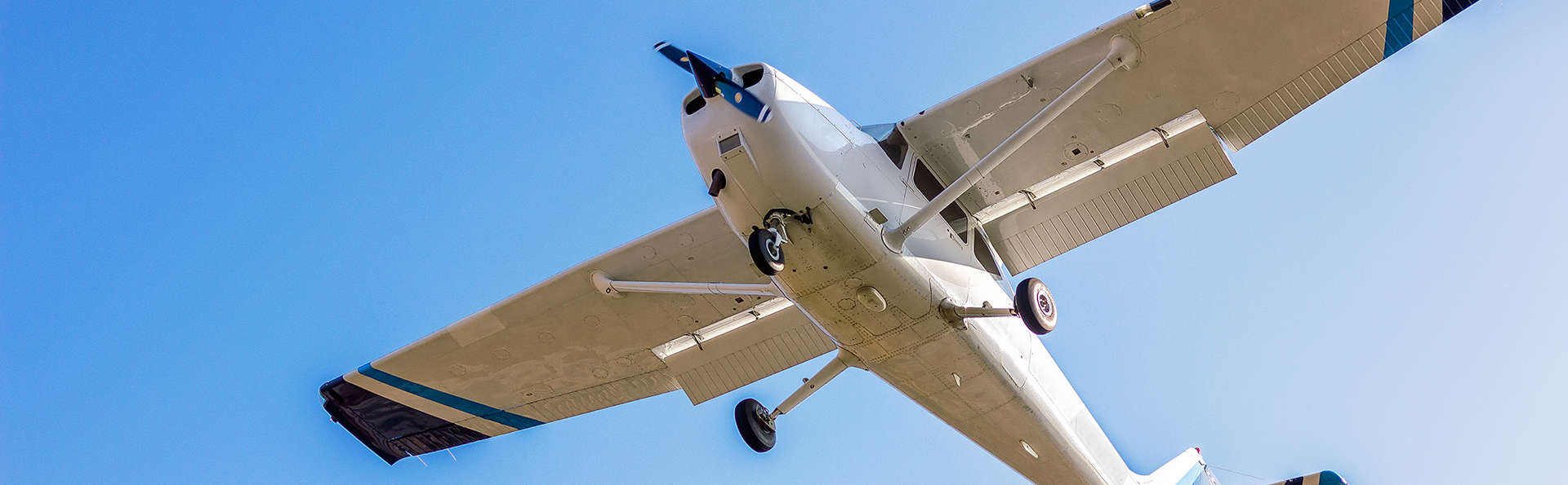 Vlieg over het natuurpark Sant Llorenç del Munt: vlucht en hotel inbegrepen