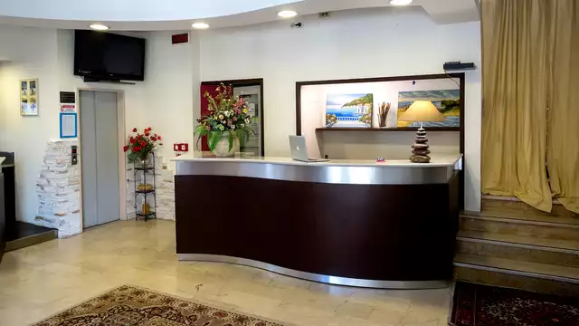 Vacances à Rimini dans un hôtel en bord de mer avec demi-pension