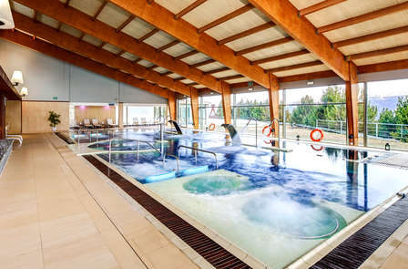 Mini-vacances en famille dans les Pyrénées Catalanes en demi-pension avec accès au spa inclus