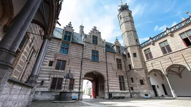Détendez-vous dans une suite spacieuse et contemporaine à Bergen op Zoom