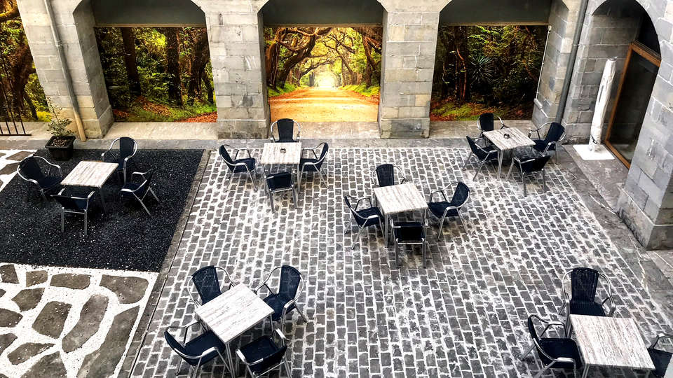 Hotel Balneario Orduña Plaza - Edit_Terrace.jpg