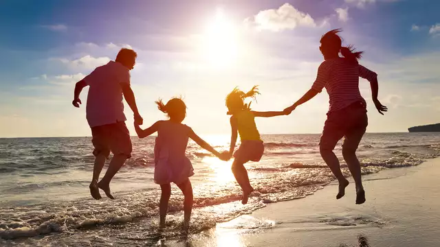Détente à la plage d´Ostende en famille