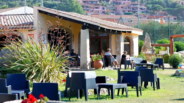 Voyage en famille en pension complète au bord de la mer à Palau, Sardaigne