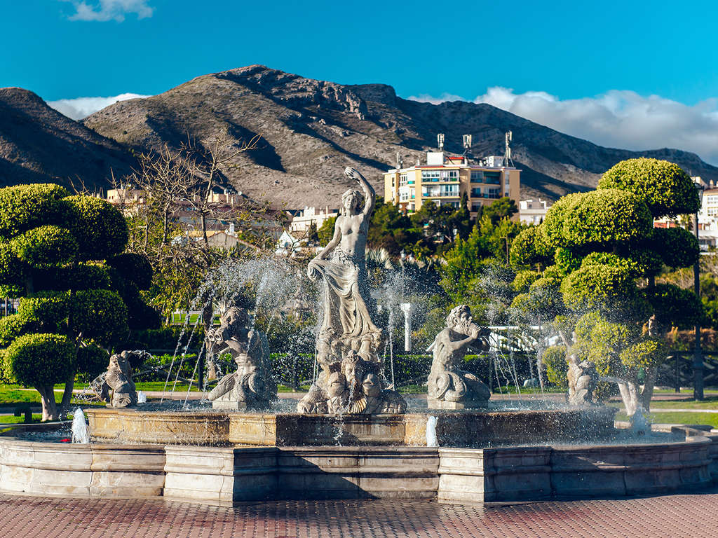 ÉVasion et détente à Torremolinos en première ligne de mer avec session de spa - 4* - 8