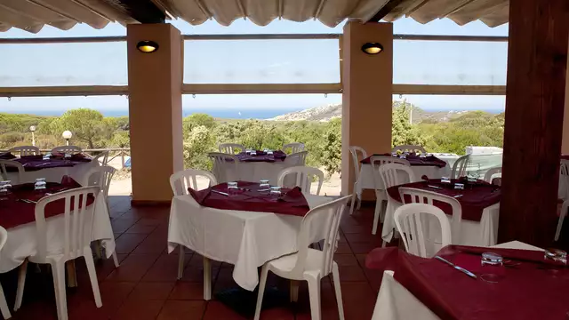 Vacances en famille en Sardaigne en pension complète
