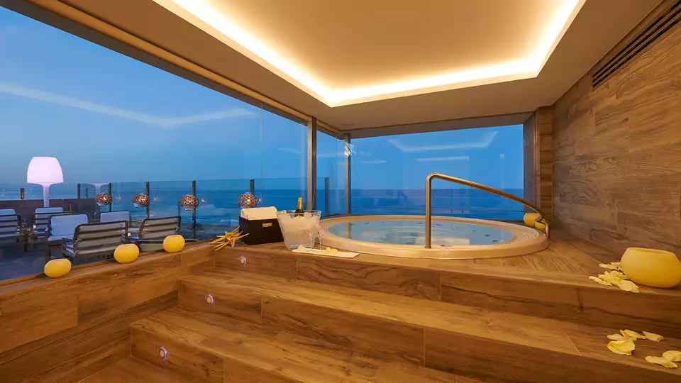 Escapada con jacuzzi privado panoramico en Guardamar del Segura