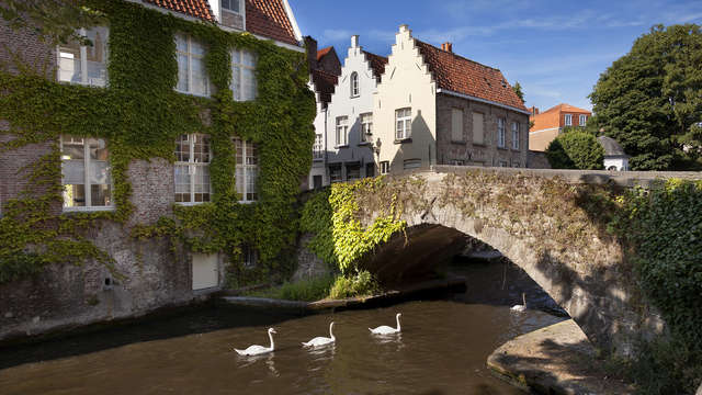 Especial verano: Lujo y encanto histórico en Brujas (desde 2 noches)