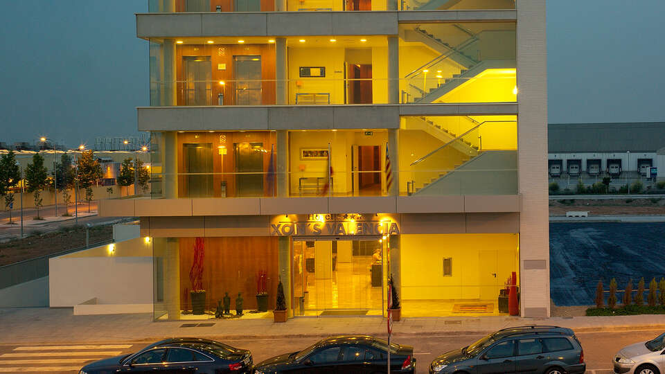 Evadez-vous a Valence dans un hotel avec petit dejeuner inclus et parking
