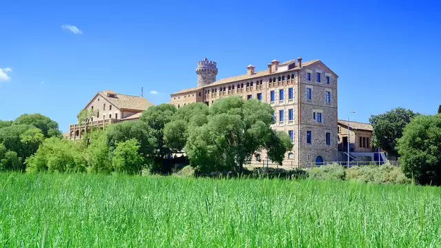Descubre uno de los balnearios más antiguos de España en Caldes de Montbui