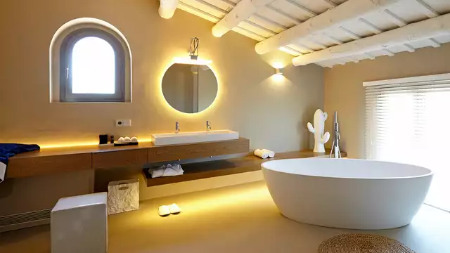 Escapada Premium en Suite con detalles románticos para sorprender a tu pareja
