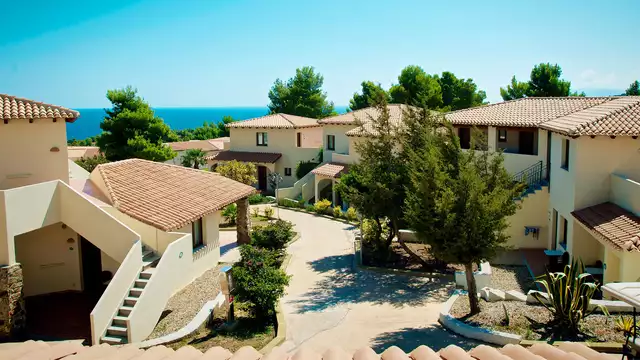 Séjour en chambre triple en demi-pension sur la côte de Cala Gonone, Sardaigne