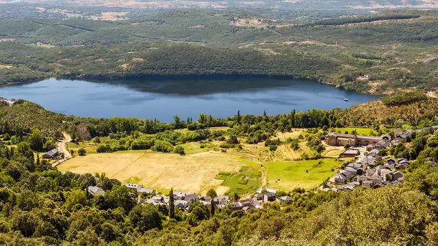 Fuga al Lago di Sanabria con colazione