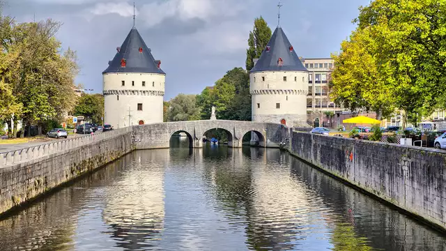 Soggiorno benessere nel cuore di Kortrijk + Grande bottiglia di cava inclusa