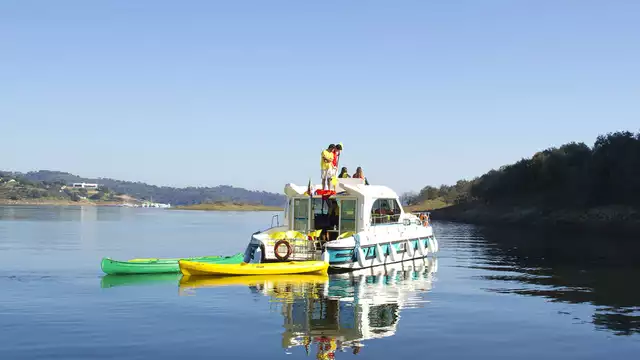 Escapada nautica con ninos gratis y descuento en navegacion cerca de Evora noches