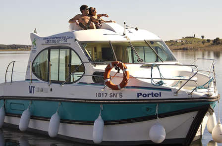 Séjour original dans un bateau près d’Evora