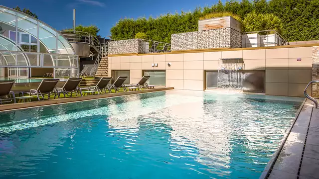 Séjour de luxe en chambre avec baignoire dans la campagne brabançonne