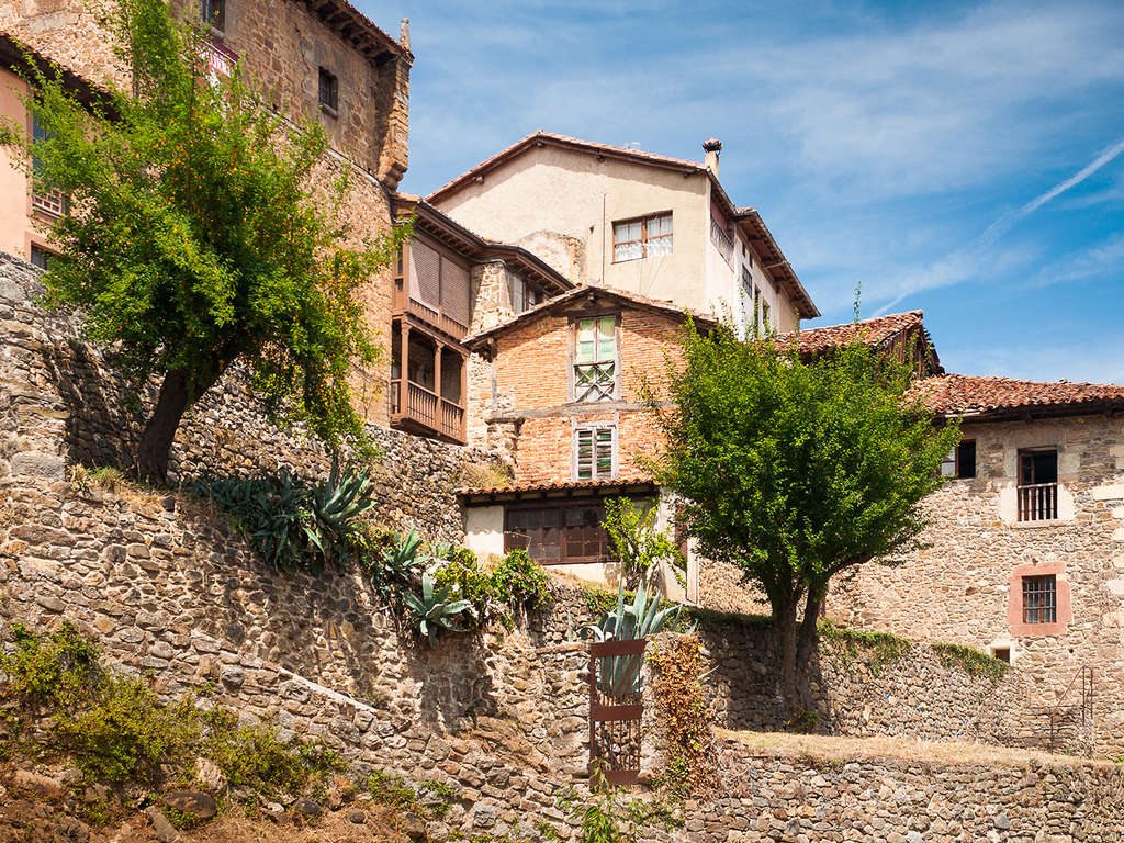 Escapade romantique et détente à Potes avec accès au spa - 2* - 1