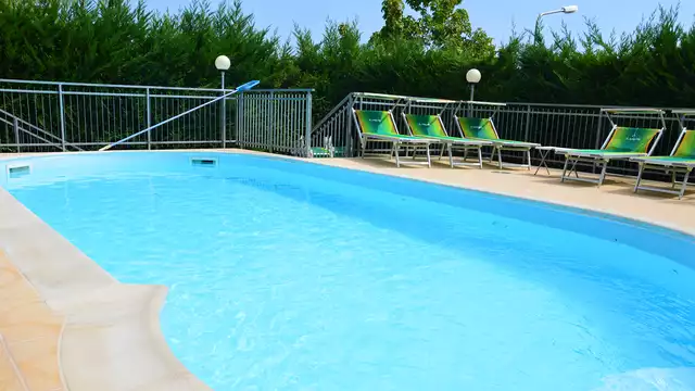 Soggiorno romantico a Tabiano Terme in camera deluxe con vasca idromassaggio