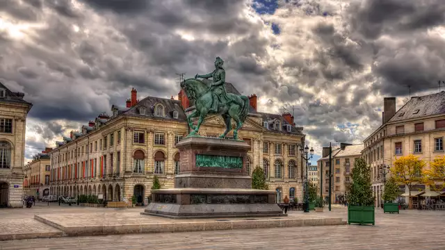 Prestige et Romantisme à Orléans
