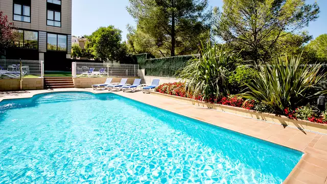 Escapade en famille avec un enfant inclus sur la côte du Garraf