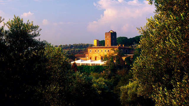 Noche en un castillo a las afueras de Roma: ¡romanticismo rodeado de naturaleza!