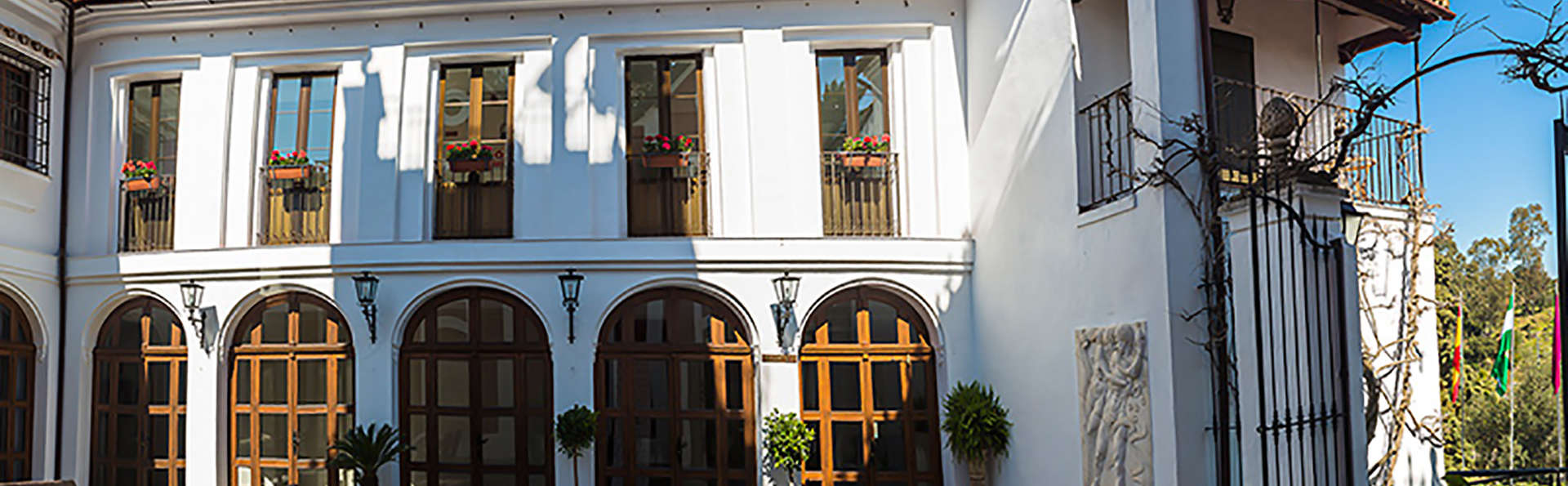 Hotel Abetos del Maestre Escuela - Edit_Front2.jpg
