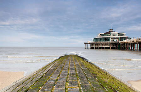 Samen genieten met cava aan zee in Blankenberge