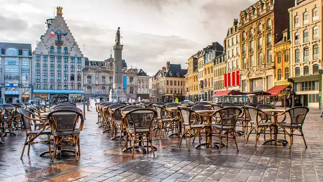 Passeggiata per la città nelle vicinanaze della vecchia Lille