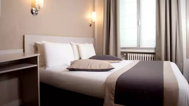 Estancia en habitación triple en Angers