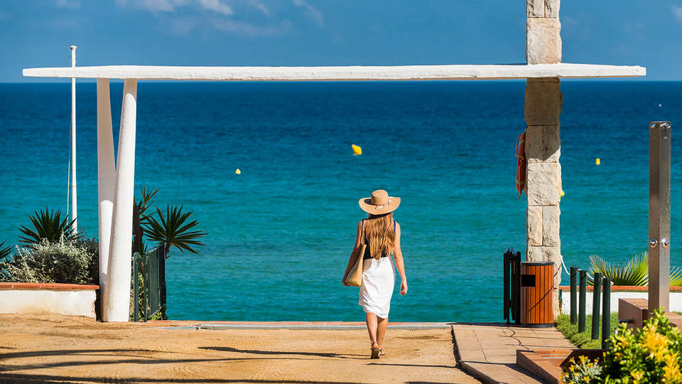 Hotel Santa Marta - EDIT_N2_BEACH.jpg