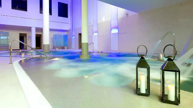 Luxe en Ontspanning in Avilés met toegang tot het Wellness- en Fitnesscentrum