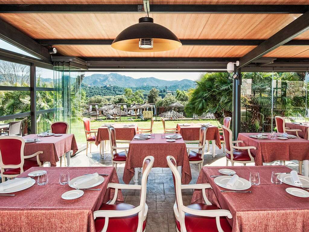 Tranquilité Romantique Dans Un Hôtel Rustique Près De Girona - 4* (ref 7924)