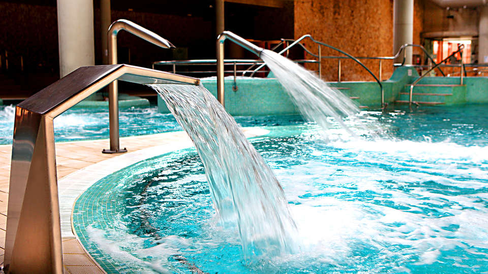 Balneario de Archena - Hotel Levante - EDIT_NEW_POOL_2.jpg