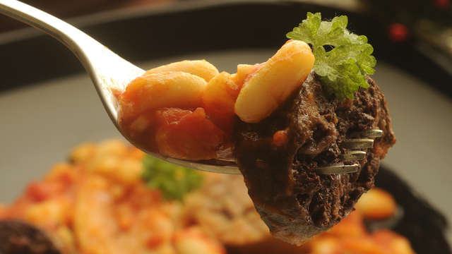 Media pensión para 2 adultos (día 1 y día 2)