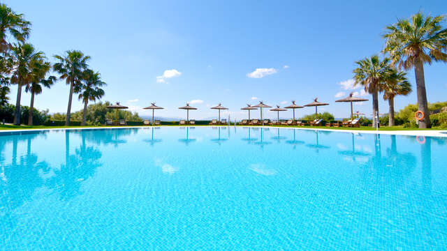 Escapada Relax con Spa de lujo en habitación superior cerca de la Costa de la Luz (desde 3 noches)