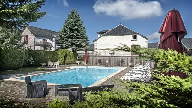 Escapade nature en Suite au cœur de la Lozère avec dîner et accès au spa
