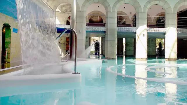 Escapada Relax con acceso al spa o sesión de balneoterapia en el Balneario de Mondariz