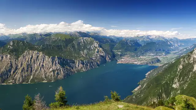 Romance sur le lac de Garde avec dîner et accès au spa