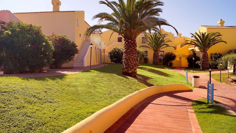 Vacanze a Stintino in appartamento fino a persone con traghetto da Livorno da notti