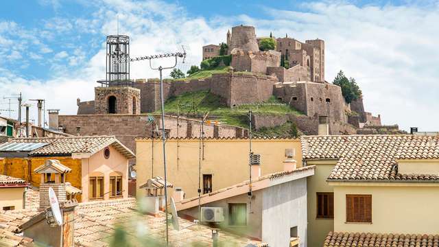 Plan Weekendesk: Cardona con encanto con visitas guiadas al Castillo, Minas de Sal y Pueblo