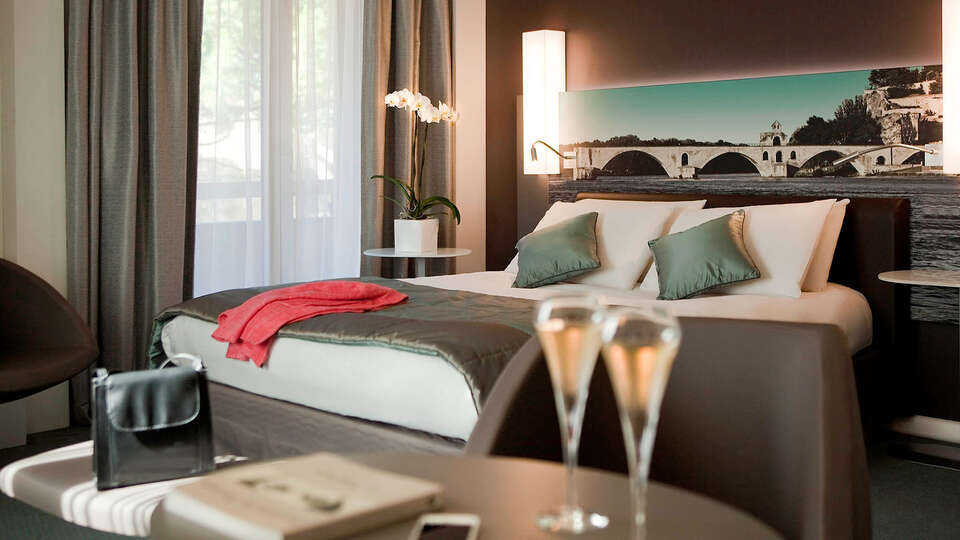 Sejour a deux avec ambiance romantique au c ur de la cite des papes