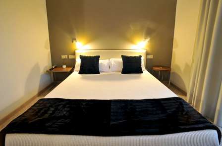 Spetterende romantiek met je partner dichtbij Valencia: met cava en Lovebox (vanaf 2 nachten)