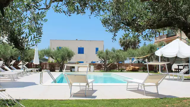 Sejour romantique sur la cote de Marsala avec spa prive
