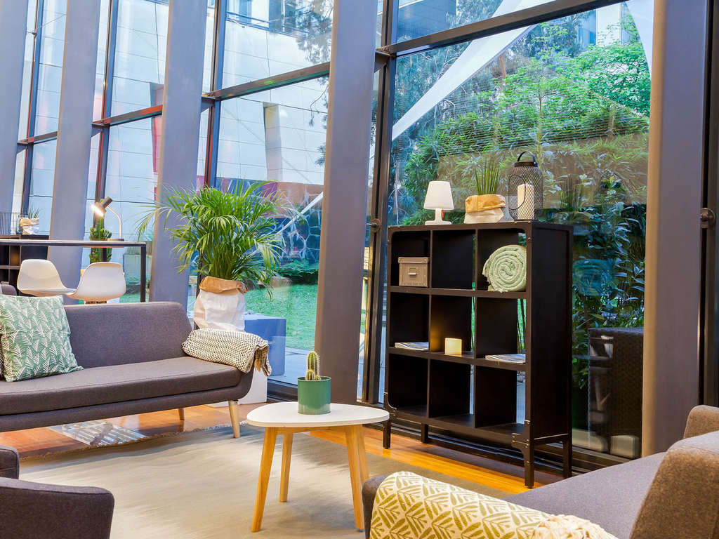 Pullman Paris Centre Bercy 4*