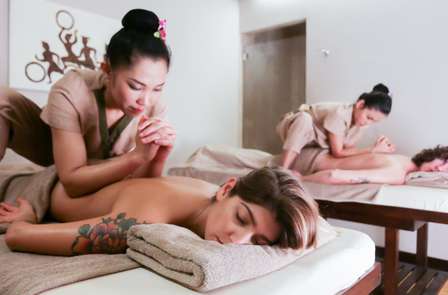 Weekend romantico a Montecatini Terme con cena, piscina e massaggio thailandese