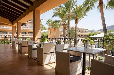 Soleil, plage, détente et demi-pension dans un hôtel luxueux 4* à deux minutes de Port d'Andratx