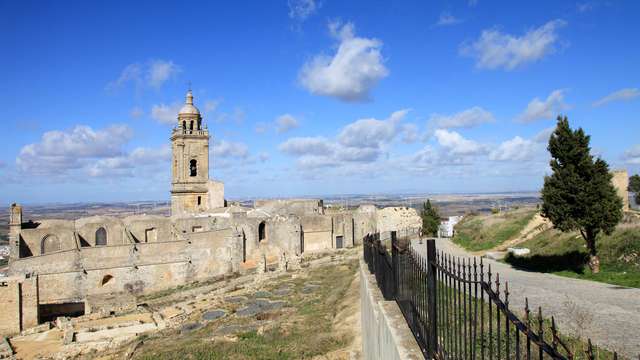 Oferta en Medina-Sidonia: Relax con acceso al circuito termal y benjamín de cava en un hotel 4*