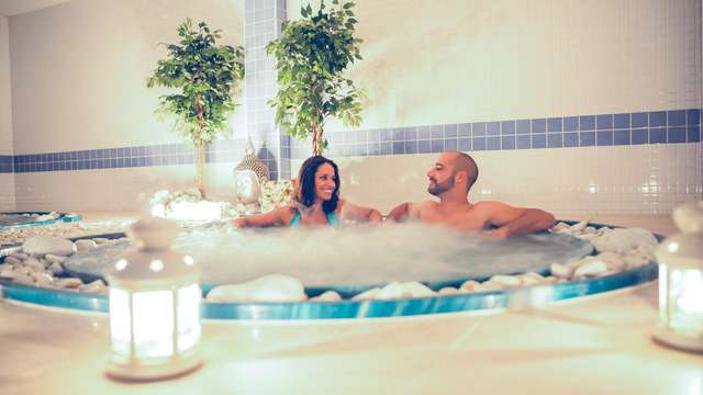 Escapada gaditana con cena y benjamín en Medina Sidonia