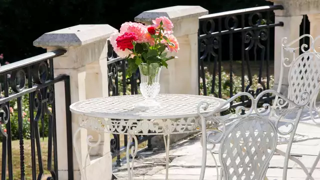 Vita da castello con massaggio a due passi da Tours